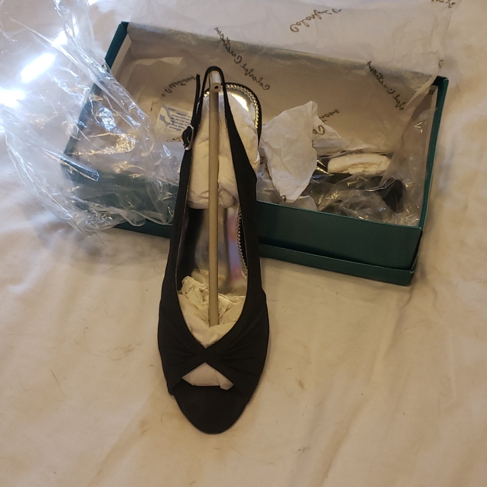 Dress shoes